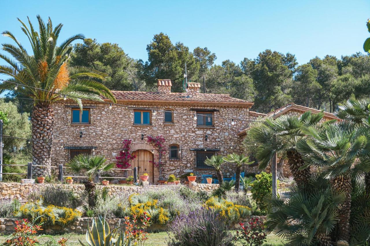 Masia Pou De La Vinya Sitges Exterior photo