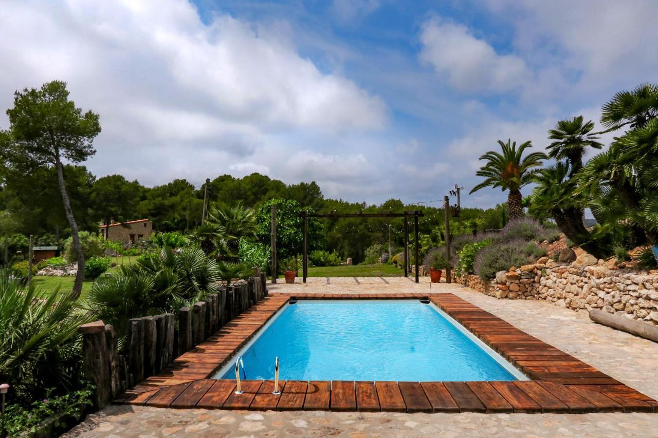 Masia Pou De La Vinya Sitges Exterior photo
